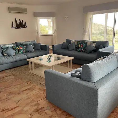 With Pool And Ocean Views * Luz